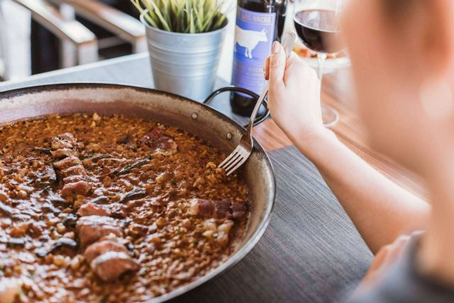 Masia Can Tomàs da la bienvenida a la temporada de calçots con menú renovado y equipo fortalecido - 1, Foto 1