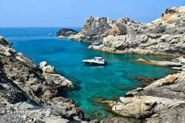 Adquirir embarcaciones de ocasión en Cadaqués y Cap de Creus de la mano de Motonàutica Manel - 1, Foto 1