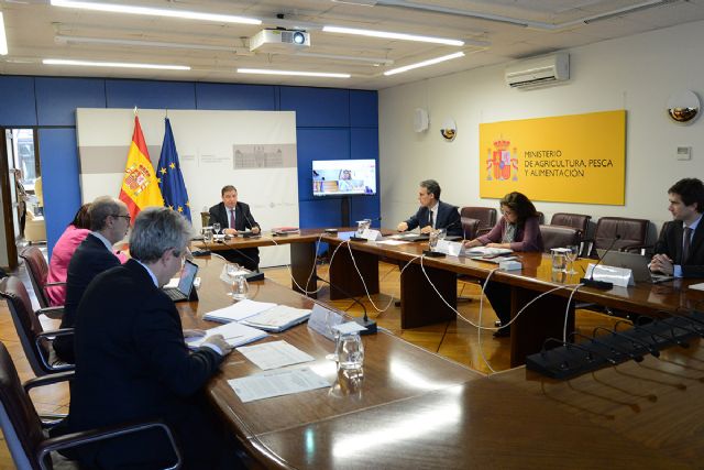 Planas apela a la responsabilidad de las comunidades autónomas para dar respuesta a las preocupaciones de agricultores y ganaderos - 1, Foto 1