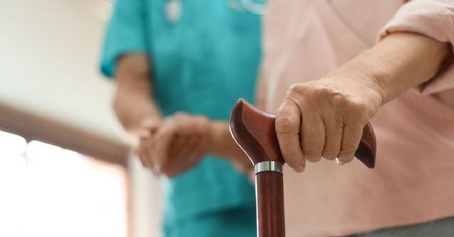 La subida del SMI por encima de las pensiones afecta a cuidadores y empleadores, alerta la Agencia Servita  - 1, Foto 1