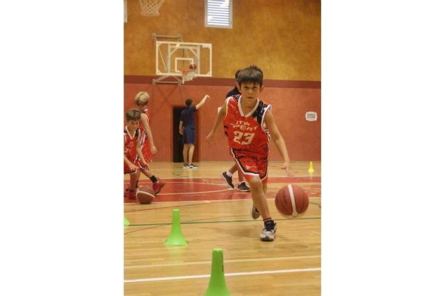 ITW Sport lanza una nueva edición del campus de verano de baloncesto - 1, Foto 1