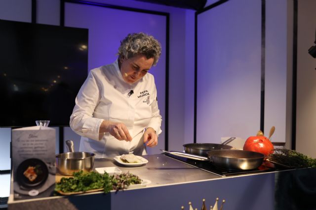 La reina de la cocina lleva al skrey de Noruega a su máxima expresión en la gastronomía nacional - 1, Foto 1