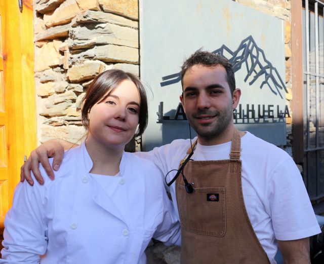 La Tarihuela: información turística, gin-tonics, carnes y pescados al horno en un mismo espacio de Valverde de los Arroyos (Guadalajara) - 1, Foto 1