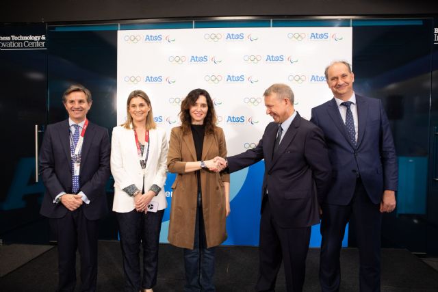 Isabel Díaz Ayuso visita en Madrid el Atos Integration Testing Lab para los Juegos Olímpicos y Paralímpicos de París 2024 - 1, Foto 1