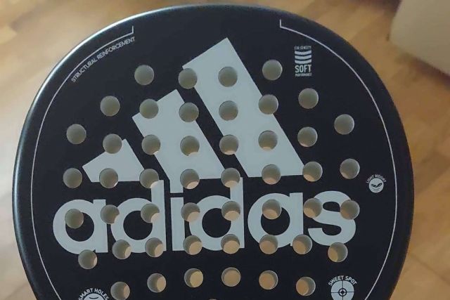 Padel Miraflores ofrece una nueva línea de palas Adidas 2024 con precios asequibles - 1, Foto 1