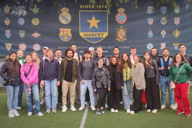 La Universidad Politécnica de Augsburgo visita la academia de fútbol Marcet - 1, Foto 1