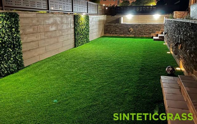 Transformando espacios verdes: Sinteticgrass, especialistas en césped artificial en Madrid - 1, Foto 1