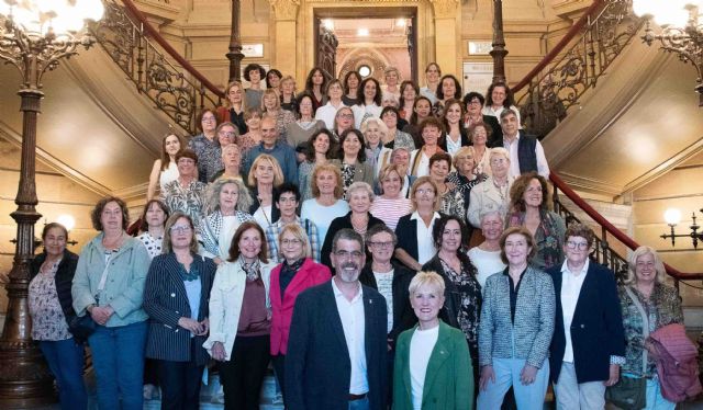 Homenaje a enfermeras de Gipuzkoa y reivindicación del rol esencial de la profesión en el acto del COEGI con motivo del Día Internacional - 1, Foto 1