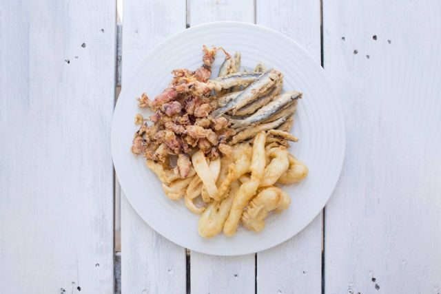 Degustar buenos arroces, pescados y paellas en El Andaluz - 1, Foto 1