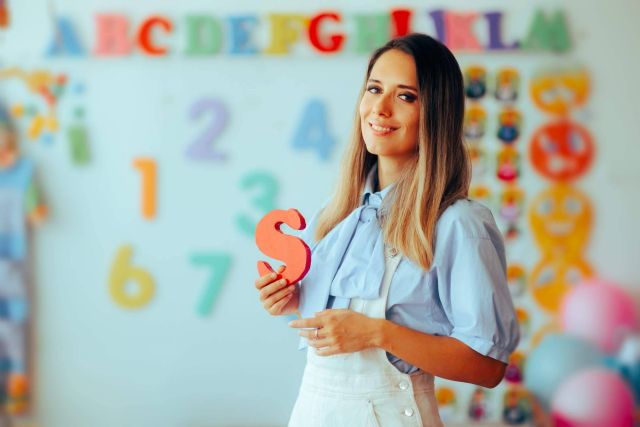 Dra. Teresa Aparicio, especialista en diagnóstico y tratamientos de logopedia en Madrid - 1, Foto 1