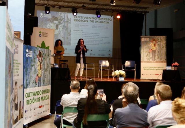 Más de 50 personas en desempleo se reúnen con empresas de la Región de Murcia en la jornada Cultivando Empleo - 1, Foto 1