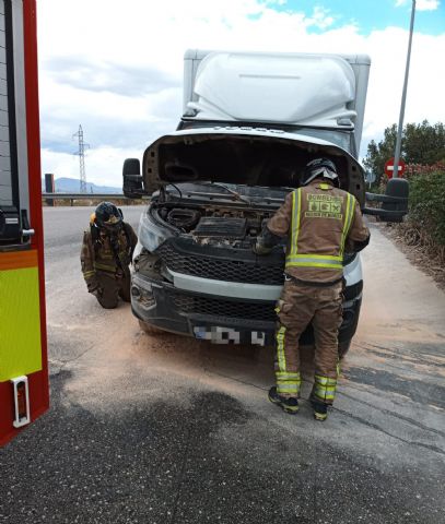 Incendio de un camión en la A7 en Santomera - 1, Foto 1