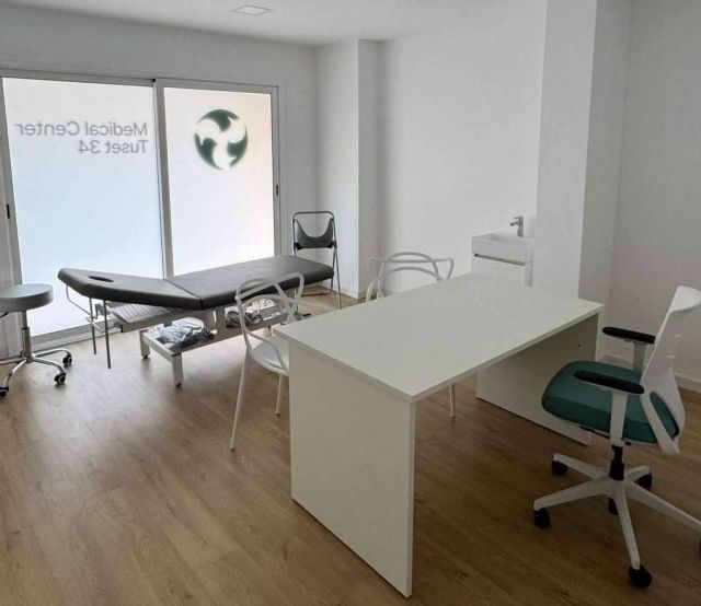 Servicios de despacho compartido para profesionales sanitarios, con Medical Center Tuset 34 - 1, Foto 1