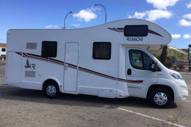 El servicio de alquiler de autocaravanas en Madrid de Autocaravanas Camperdadi permite vivir aventuras extraordinarias - 1, Foto 1