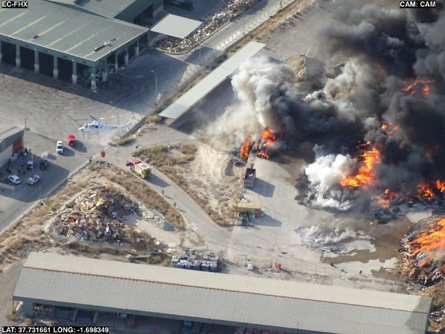 Incendio industrial en la pedanía lorquina de Barranco Hondo - 1, Foto 1