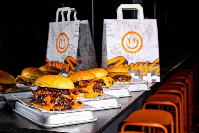 Smash Club By Briochef, un lugar de excelencia para los amantes de las hamburguesas Smash - 1, Foto 1