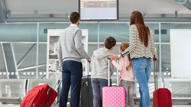 Casi el 60% de los turistas españoles temen sufrir retrasos o cancelaciones en sus vacaciones - 1, Foto 1