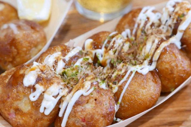 Balón Tokio ofrece takoyaki artesano auténtico en Madrid - 1, Foto 1