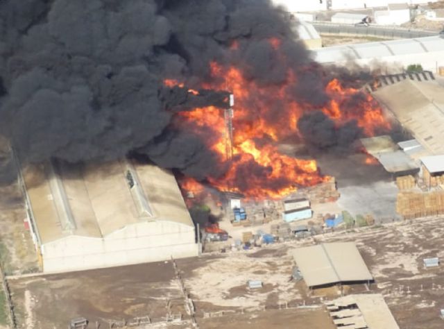 Incendio en una empresa de las Torres de Cotillas - 1, Foto 1