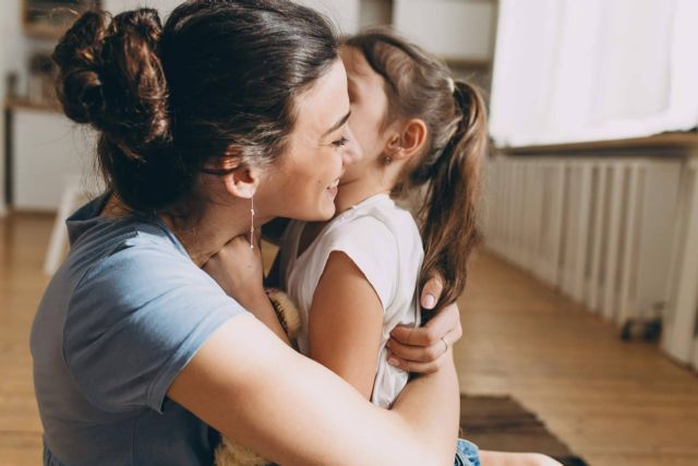 Una educación imperfecta de Editorial Sentir, un libro que busca promover la educación infantil respetuosa - 1, Foto 1