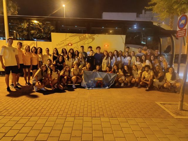 Los jóvenes muleños parten del municipio con destino al Camino de Santiago - 1, Foto 1