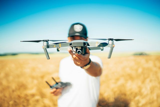 ADEL pone en marcha un curso de piloto de drones para agricultores y ganaderos de la Sierra Norte - 1, Foto 1