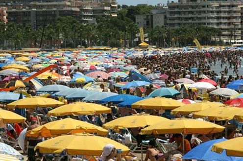 Los trabajadores del sector turístico aumentan un 3,5% y rozan ya los 3 millones de ocupados - 1, Foto 1