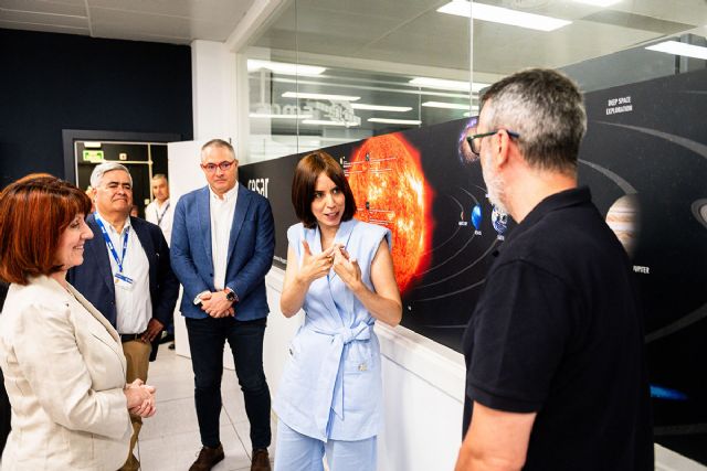 Diana Morant visita el Centro Europeo de Astronomía Espacial - 1, Foto 1