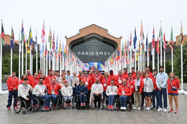 Pedro Sánchez reivindica en París el ejemplo de vida y superación de los deportistas paralímpicos - 1, Foto 1