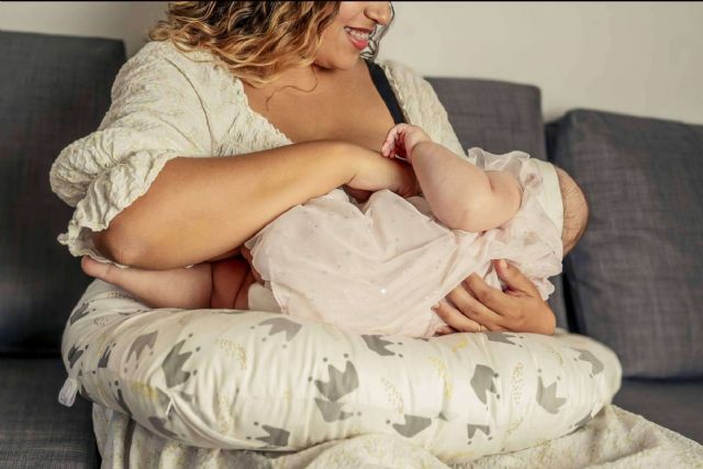 Cuidar el bienestar físico y emocional durante la lactancia, con el cojín de Sonora Baby - 1, Foto 1