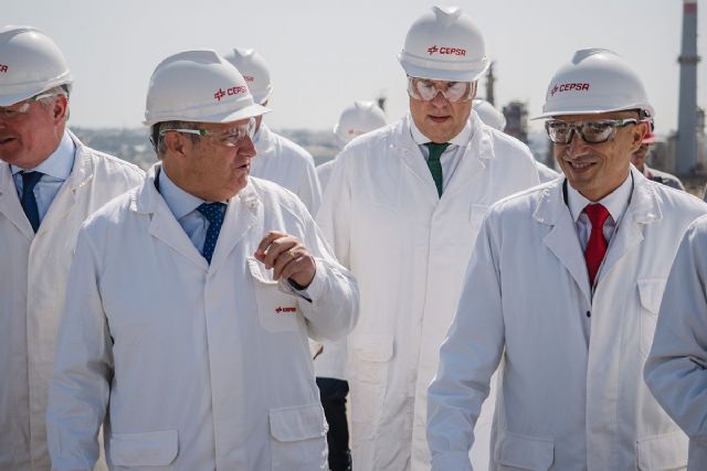 Jordi Hereu visita el Campo de Gibraltar y se reúne con empresarios para conocer sus proyectos de inversión - 1, Foto 1