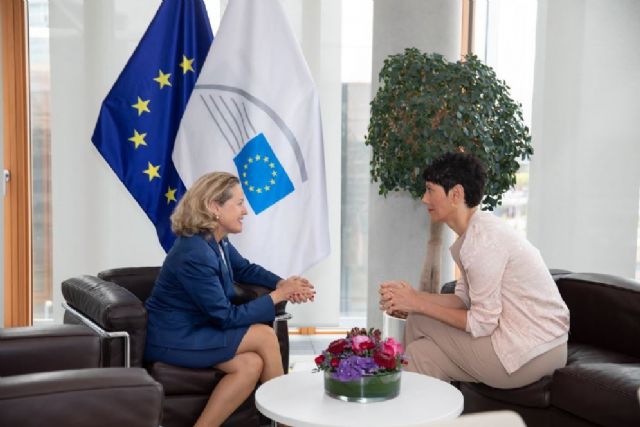 La ministra Saiz presenta el Laboratorio de Políticas de Inclusión junto con la presidenta del Banco Europeo de Inversiones, Nadia Calviño - 1, Foto 1