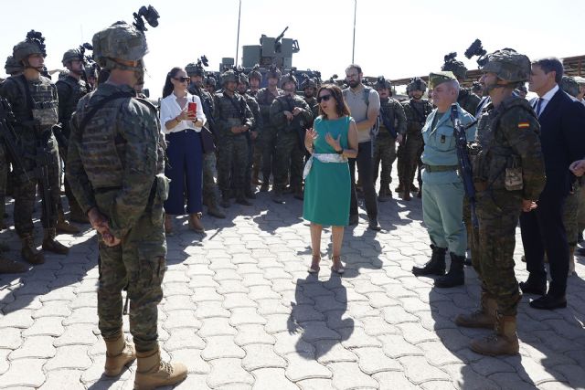 Margarita Robles elogia a la Legión por su profesionalidad y su contribución a la formación de soldados ucranianos - 1, Foto 1