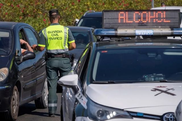 Más de 500 conductores detectados cada día tras haber ingerido alcohol u otras drogas - 1, Foto 1