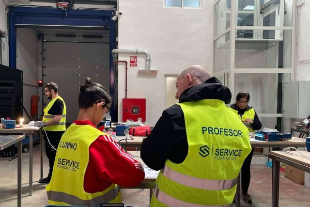 La oferta académica de Servicedoor Formación incluye un programa especializado en Mantenimiento de Ascensores - 1, Foto 1