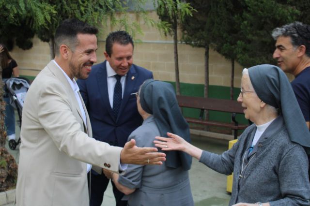 El alcalde de Mula, junto con el concejal de Educación asisten a la inauguración de la nueva Escuela Infantil del Colegio Cristo Crucificado - 1, Foto 1