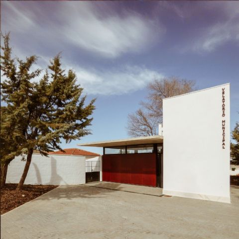 Velatorio de Casas de Lázaro: arquitectura para arropar a las familias cuando pierden a un ser querido - 1, Foto 1