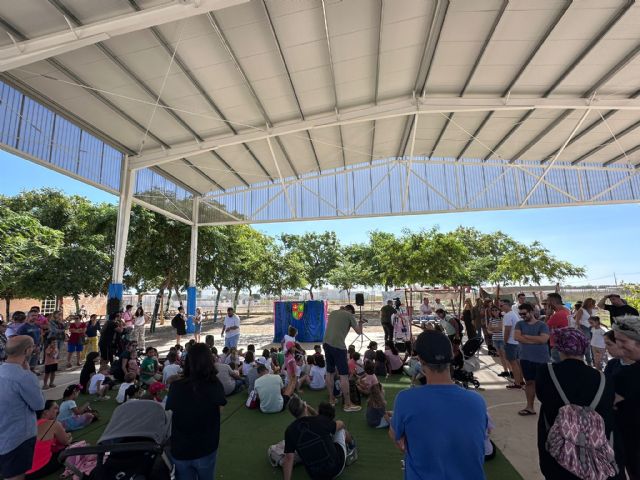 El colegio El Recuerdo empieza el curso con una cubierta que da sombra a su pista deportiva - 1, Foto 1