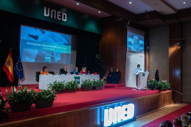 Morant anuncia que el Gobierno va a incrementar un 25% el presupuesto de la UNED en 2024 - 1, Foto 1