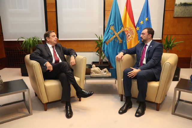 Luis Planas aborda con el presidente asturiano las políticas de impulso al sector agrario y pesquero - 1, Foto 1