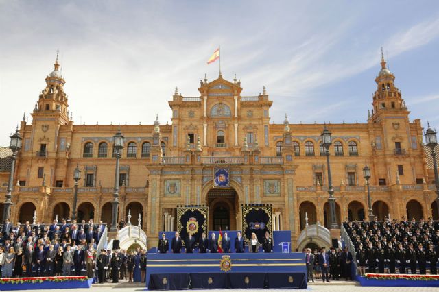 Grande-Marlaska llama a atajar los mensajes de odio que propagan bulos sin base sobre inmigración y delincuencia - 1, Foto 1