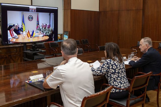 La ministra de Defensa mantiene una reunión con los jefes militares de la Guardia Nacional de Fronteras de Ucrania - 1, Foto 1