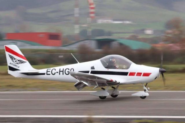 Convertirse en piloto de avioneta por un día y sobrevolar Asturias - 1, Foto 1