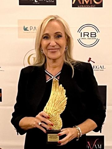 La Doctora Gracia Moreno recibe el Premio a la Trayectoria Profesional de Madrid Magazine - 1, Foto 1