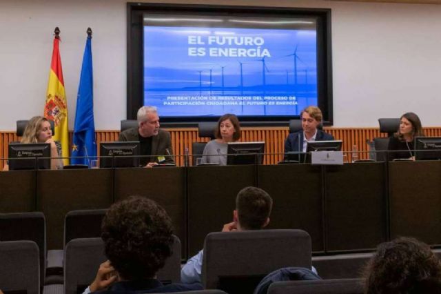 La juventud presenta propuestas para llevar a cabo la transición energética - 1, Foto 1