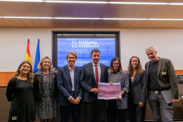 Los jóvenes hablan sobre la transición energética y el papel de los combustibles fósiles en este ámbito, a través de la iniciativa de Demos Lab - 1, Foto 1