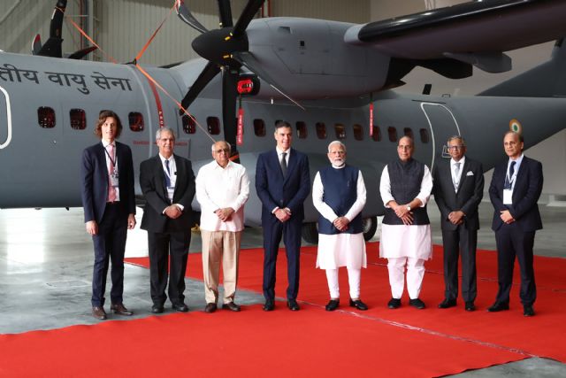 Pedro Sánchez y Narendra Modi fortalecen las relaciones bilaterales entre España e India con la inauguración de la planta de Airbus y TATA - 1, Foto 1