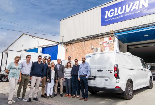 Igluvan forma a 40 profesionales del equipo comercial de Ford en transformación de vehículos industriales - 1, Foto 1