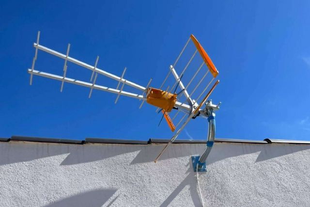 Expertos en telecomunicaciones y antenas parabólicas en Valencia disponibles las 24 horas, con Savelec - 1, Foto 1