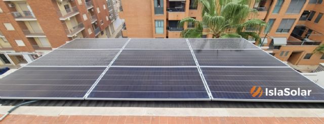 Isla Solar impulsa la descarbonización global con más de 3.000 instalaciones solares residenciales y 300 industriales, ofreciendo soluciones personalizadas y manejo integral de proyectos energéticos sostenibles - 1, Foto 1